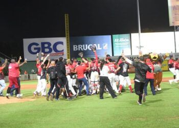 Abinader felicita al Escogido por bicampeonato en Lidom