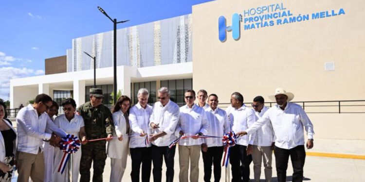 Luis Abinader inaugura hospital Matías Ramón Mella en Dajabón
