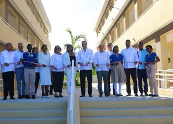 Abinader inaugura varias obras en san pedro de macorís