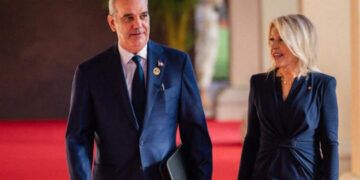 Abinader llega a cumbre Escudo de las Américas en Miami