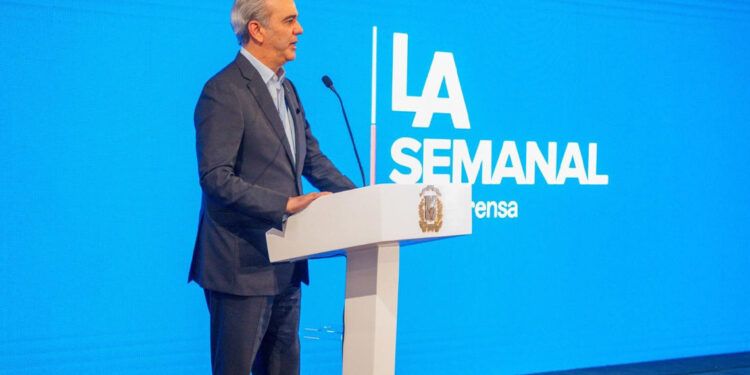 Abinader presentará propuestas de modificación a la Constitución