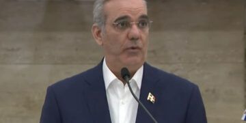 Luis Abinader refuerza frontera ante crisis en Haití