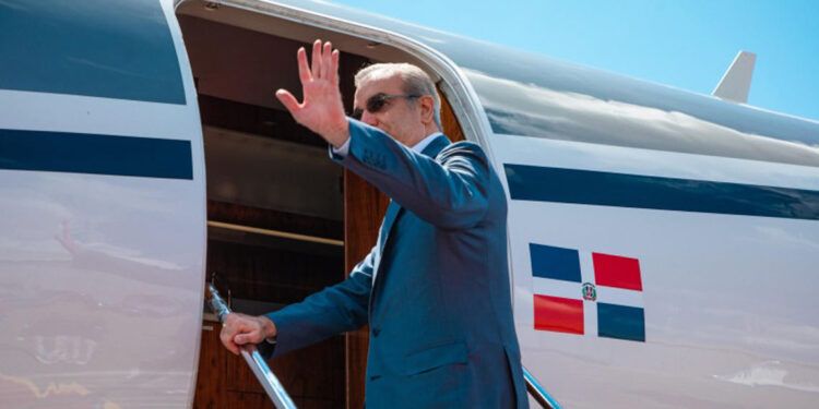 Abinader se reunirá con Macron y Lula en misión oficial