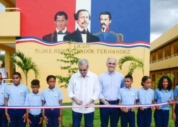 Abinader y el Minerd inauguran centro educativo en Sabana del Puerto tras una década de espera