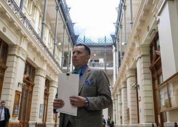 Abogado demanda a chile por adopción irregular durante dictadura