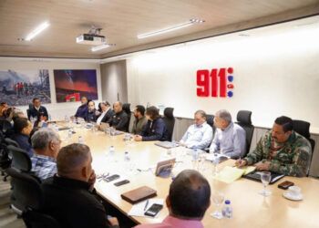 Activan plan de contingencia por tormenta Melissa para emergencias y cárceles
