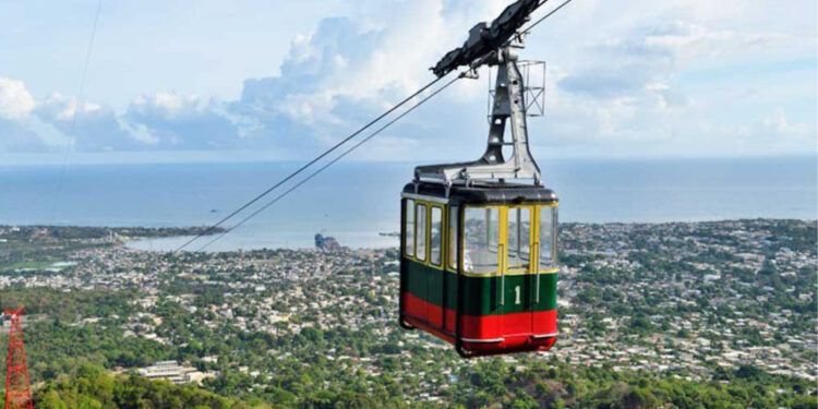 Activistas convocan marcha contra fideicomiso del Teleférico de Puerto Plata