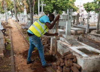 ADN remodela cementerio histórico de la avenida Independencia