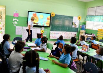 ADP denuncia eliminación de tanda extendida en 188 escuelas