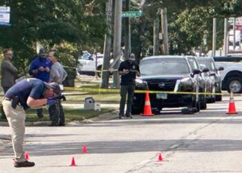 Agente de ICE mata a sospechoso durante arresto en suburbio hispano de Chicago