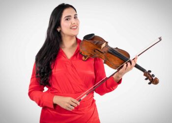Aisha Syed inicia su gira mundial 2025 en EE.UU., Inglaterra y Turquía
