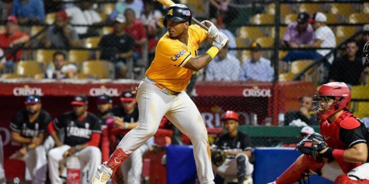 Alberto Rodríguez es Novato del Año de la Lidom