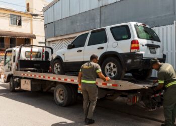 Alcaldía del DN y Digesett refuerzan operativos de retiro de chatarras en Santo Domingo