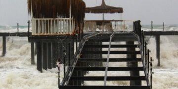 Alerta de tsunami en Chile tras sismo de 7.5 en Magallanes