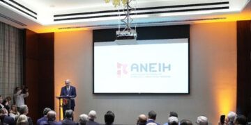 Ángelo Viro asume liderazgo en la ANEIH con visión de unidad y progreso