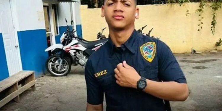 Aplazan medida coercitiva contra acusado por muerte de agente del Dicrim