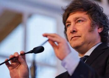 Argentina prohíbe heredar cargos públicos por lazos familiares