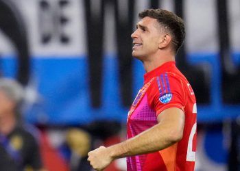 Argentina se salva en penales ante ecuador gracias a dibu martínez