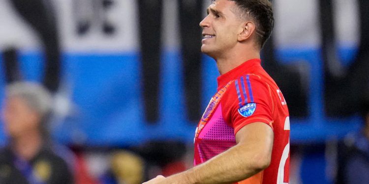 Argentina se salva en penales ante ecuador gracias a dibu martínez