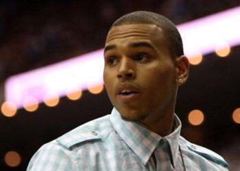 Arrestan a Chris Brown por agresión con botella en Londres