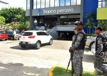 Arrestan a condenados por fraude en el Banco Peravia