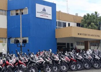 Arrestan empleados de Agricultura por presunto desvío de fondos
