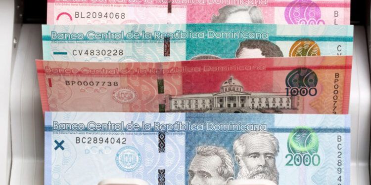 Así quedan los salarios mínimos tras aumento del 20 %