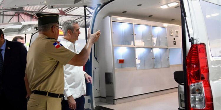 Así se ensamblan ambulancias y vehículos militares en planta inaugurada por Abinader