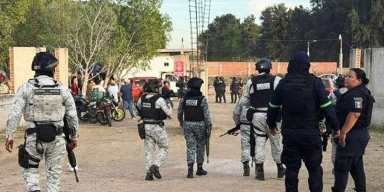Ataque armado deja menor muerto y ocho heridos en México