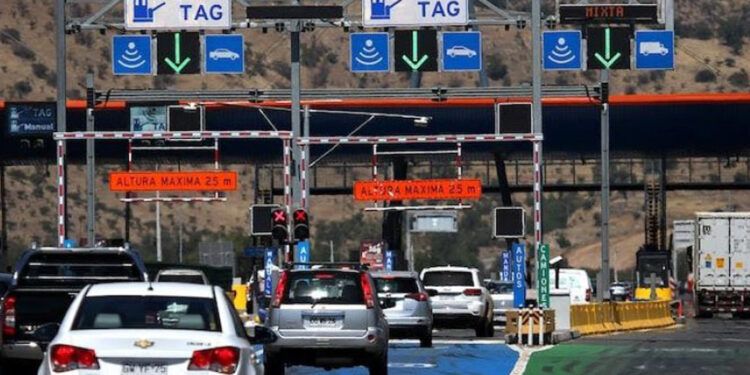 Aumentan peajes en varios países para mejorar carreteras