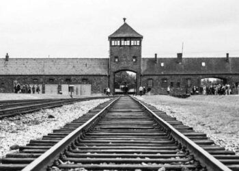 Auschwitz y la ESMA: Del horror a santuarios de la memoria