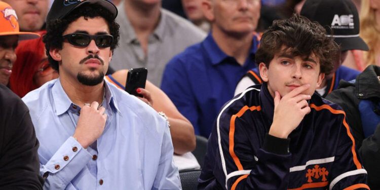 Bad Bunny y Chalamet brillan en victoria de los Knicks