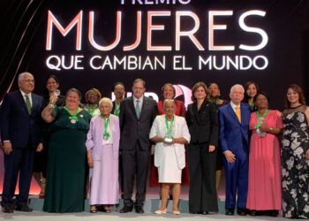 Banco BHD premia a mujeres que impulsan cambios en la sociedad