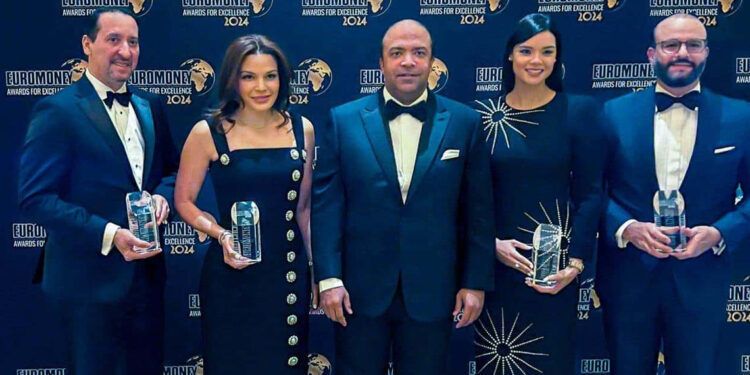 Banreservas recibe cuatro premios de euromoney