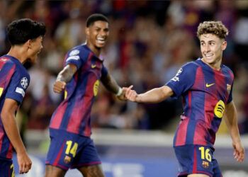 Barcelona arrasa al Olympiacos con triplete de Fermín en Champions