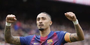 Barcelona golea al Sevilla y lidera LaLiga