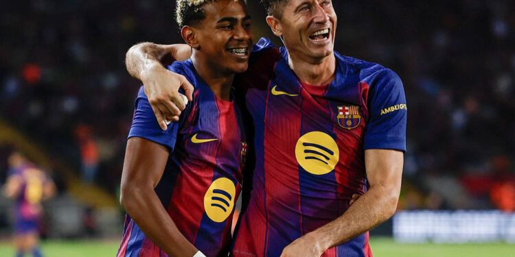 Barcelona remonta 2-1 a la Real Sociedad y toma el liderato de LaLiga