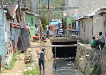 Barrio Las Lilas será pavimentado en tres meses