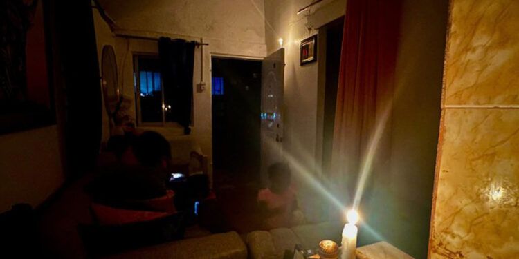 Barrios del Gran Santo Domingo claman por luz, agua y solución a la basura