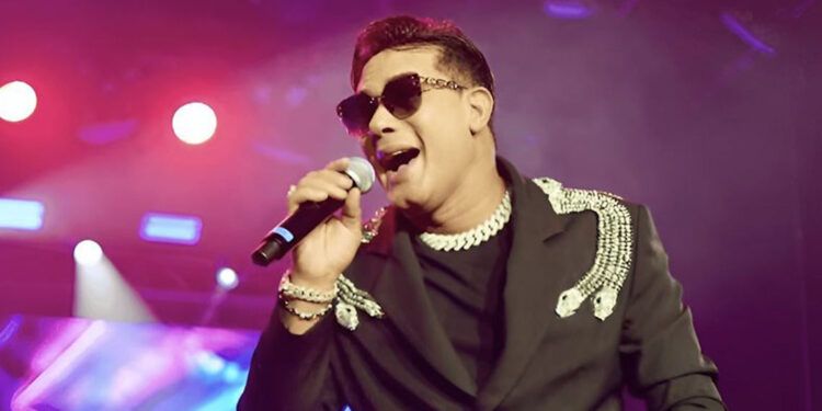 Raulín Rodríguez brilla dos noches seguidas en la Gran Arena del Cibao
