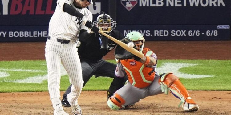 Bellinger da grand slam y Yankees vencen a los Mets