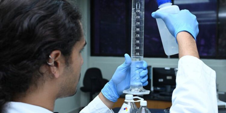 Biotecnología en INTEC cumple 10 años formando líderes científicos para RD