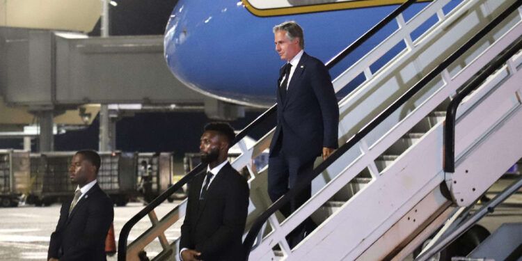 Blinken llega a República Dominicana tras visita a Haití para continuar su agenda