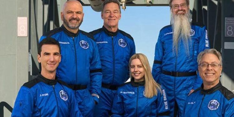 Blue Origin envía al espacio a una persona en silla de ruedas
