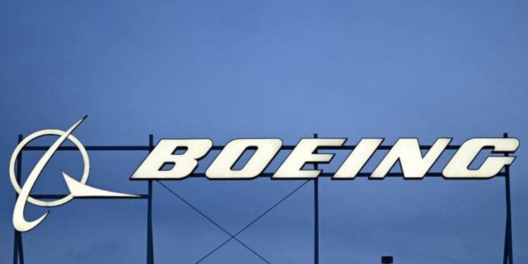 Boeing recortará 17,000 empleos por dificultades financieras