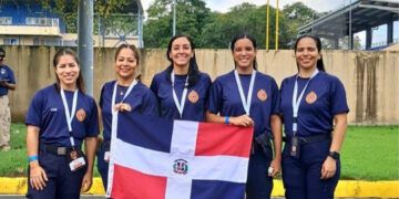 Bomberas del Distrito Nacional ganan competencia internacional en Panamá