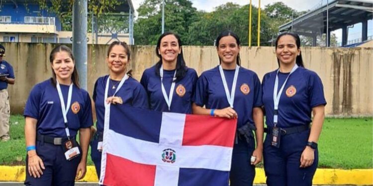 Bomberas del Distrito Nacional ganan competencia internacional en Panamá