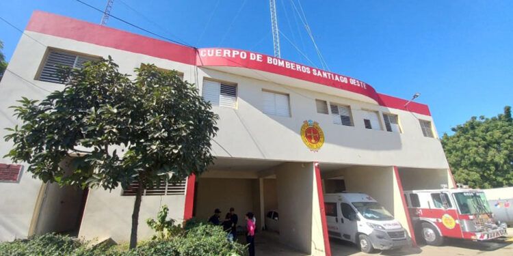 Bomberos de Santiago Oeste Enfrentan Serias Precariedades
