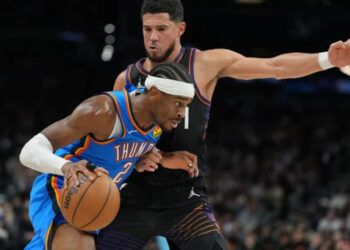 Booker sentencia a Thunder y Lakers sufren ante Grizzlies