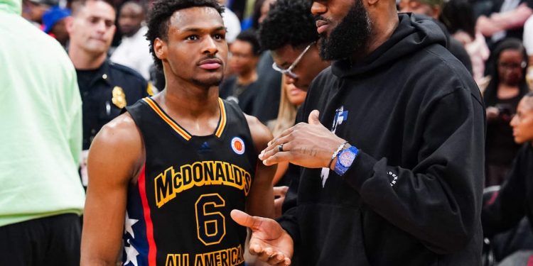 Bronny James es fichado por los Lakers con la elección 55 del draft